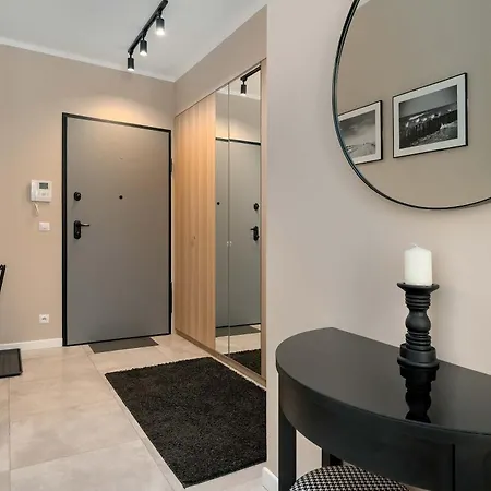شقة Eleganckie Na Wyspie Spichrzow Z Balkonem W Gdansku By Renters