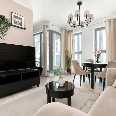 Eleganckie Na Wyspie Spichrzow Z Balkonem W Gdansku By Renters